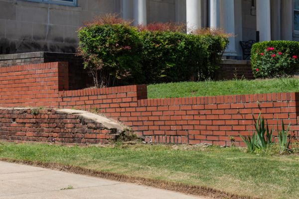 Retaining Wall Cleaning in Georgetown